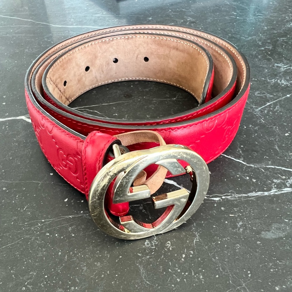 Slightly used Gucci Belt. Great condition. The hardware had a few scratches